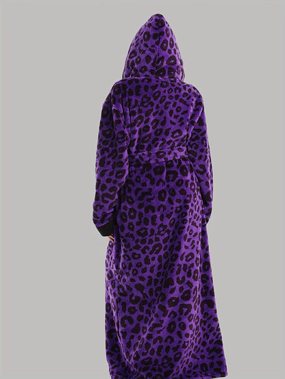 Lang badekåbe til kvinder med hætte og leopardmønster