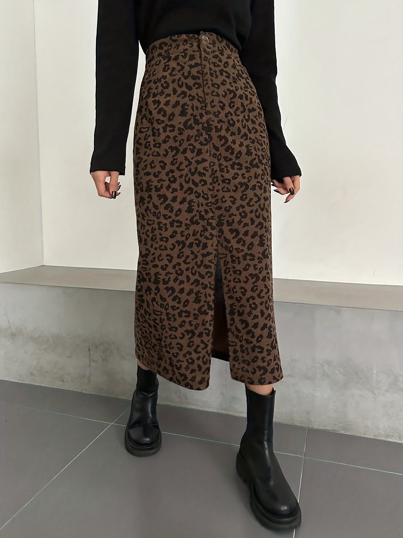 Gonna midi da donna con motivo leopardato e spacco