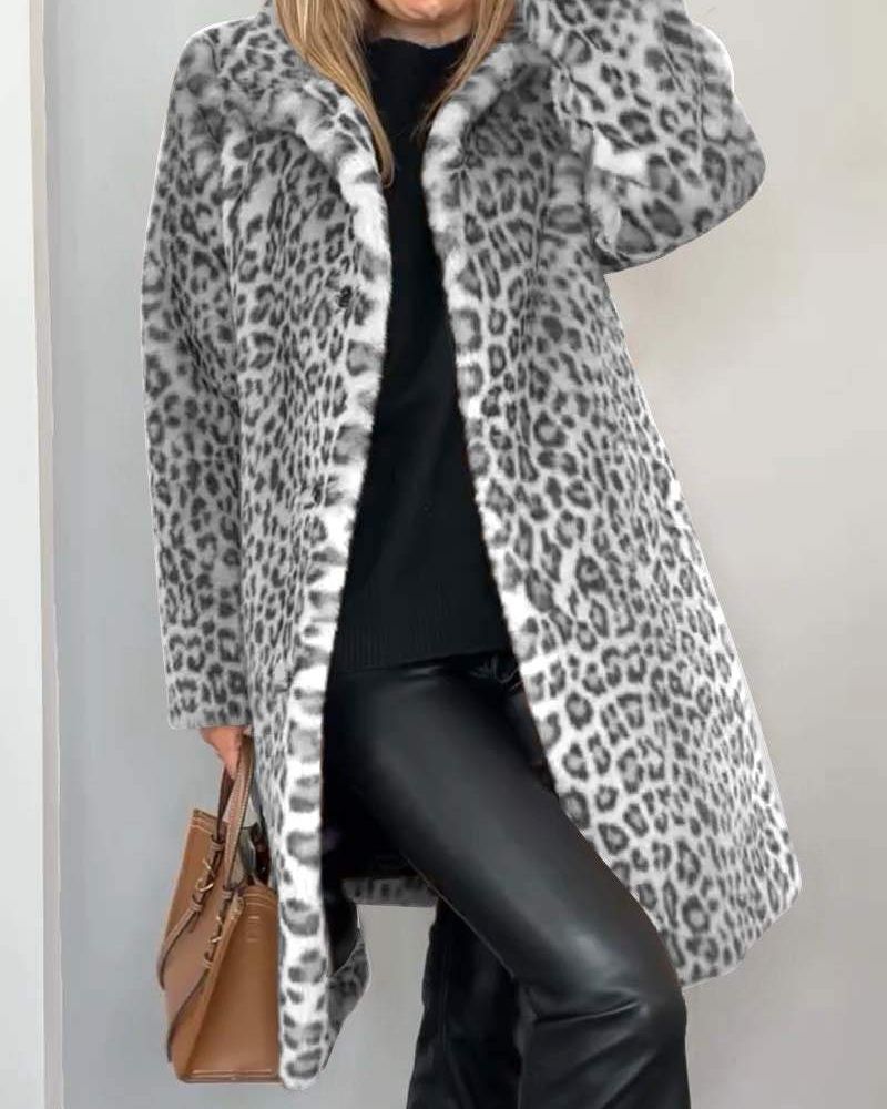 Lysandra | Lange damesmantel met luipaardprint