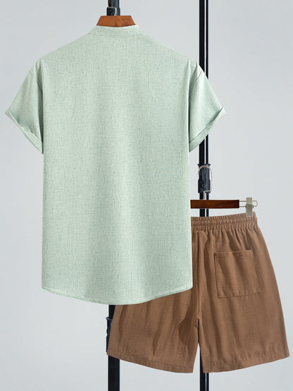 Herren Freizeit Zweiteiler Set Modern – Kurzarm Henley Shirt & Shorts für Sommer und Urlaub