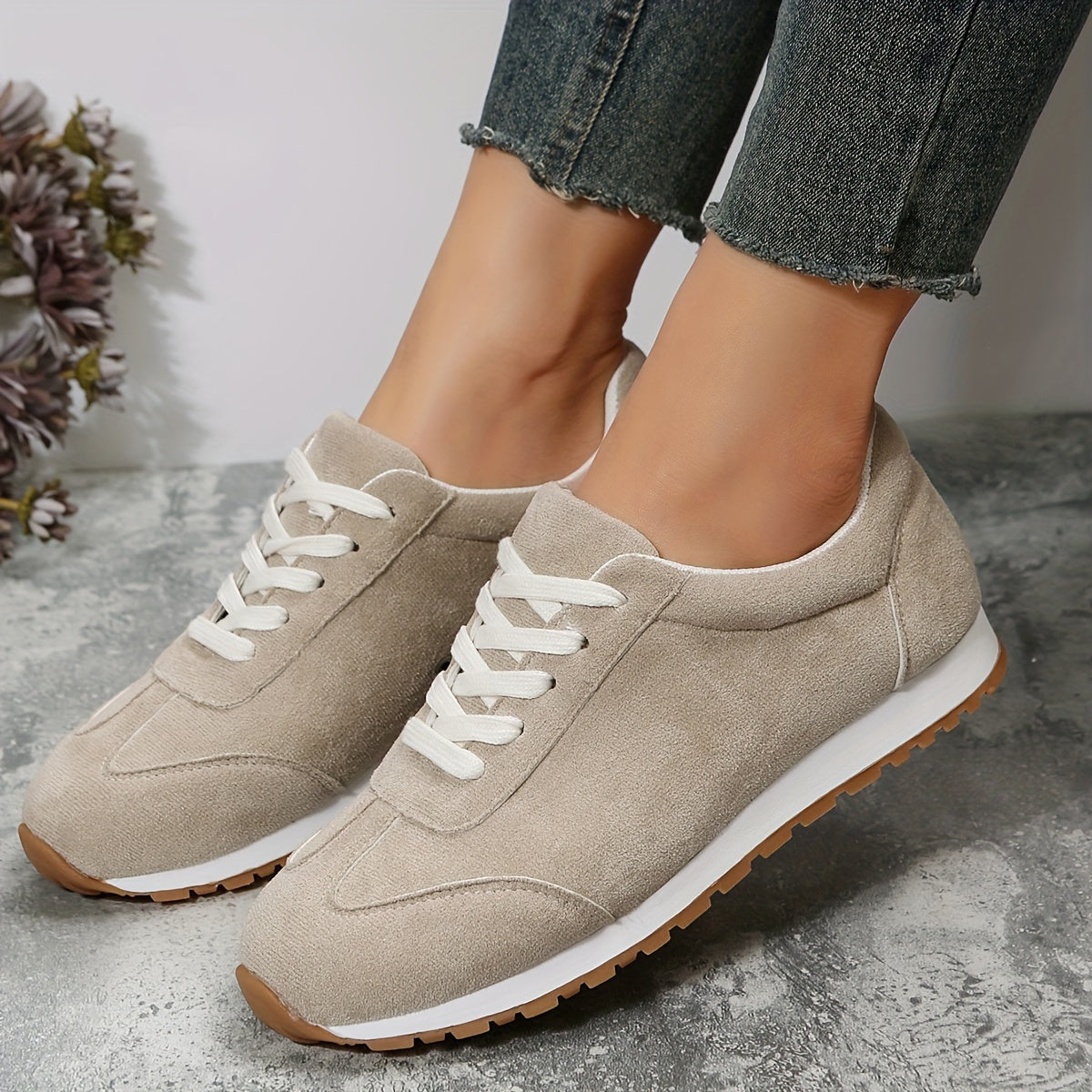 Sneaker donna classiche comode con lacci per tempo libero, quotidiano e passeggiate