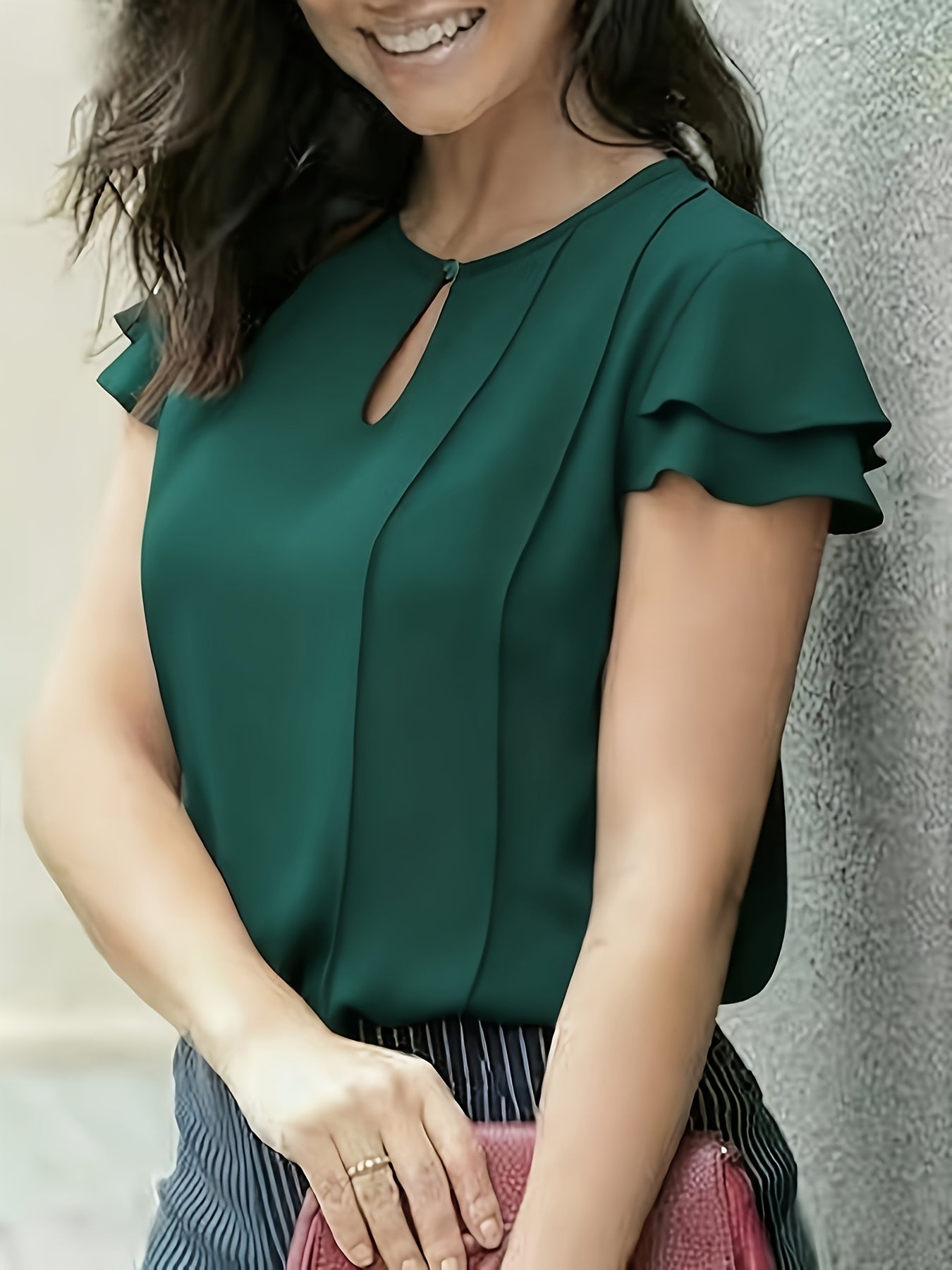 Dames elegante blouse met ruches voor kantoor en vrije tijd – korte mouwen, modern, ideaal om uit te gaan