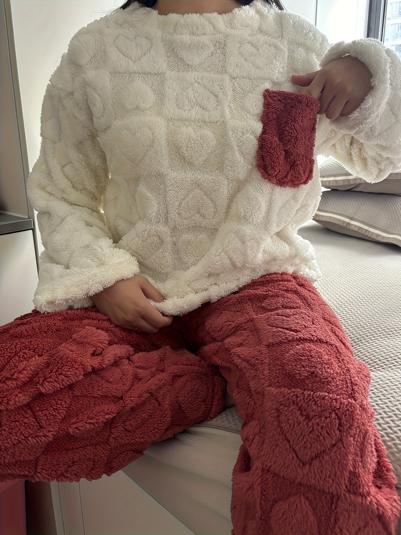 Pigiama coccoloso con motivo a cuori, morbido pigiama loungewear
