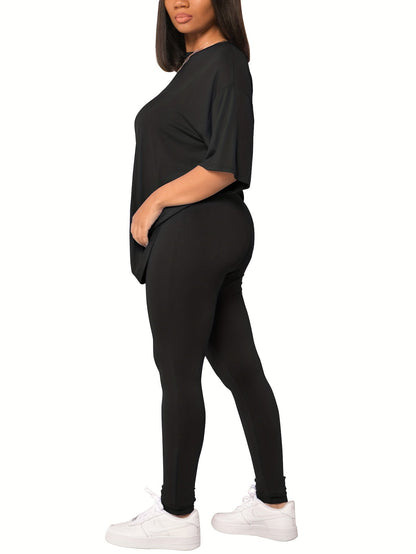 Dame fritidssæt – Løs T-shirt og leggings til hverdag og sport