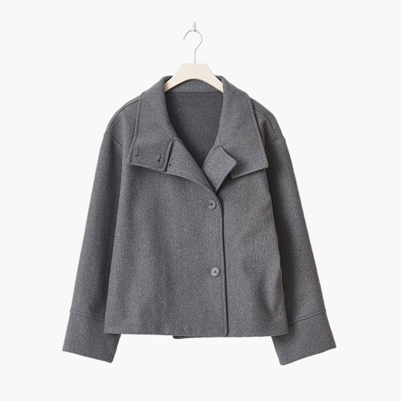 Giacca corta doppiopetto da donna per la mezza stagione – Look elegante da città per autunno e primavera