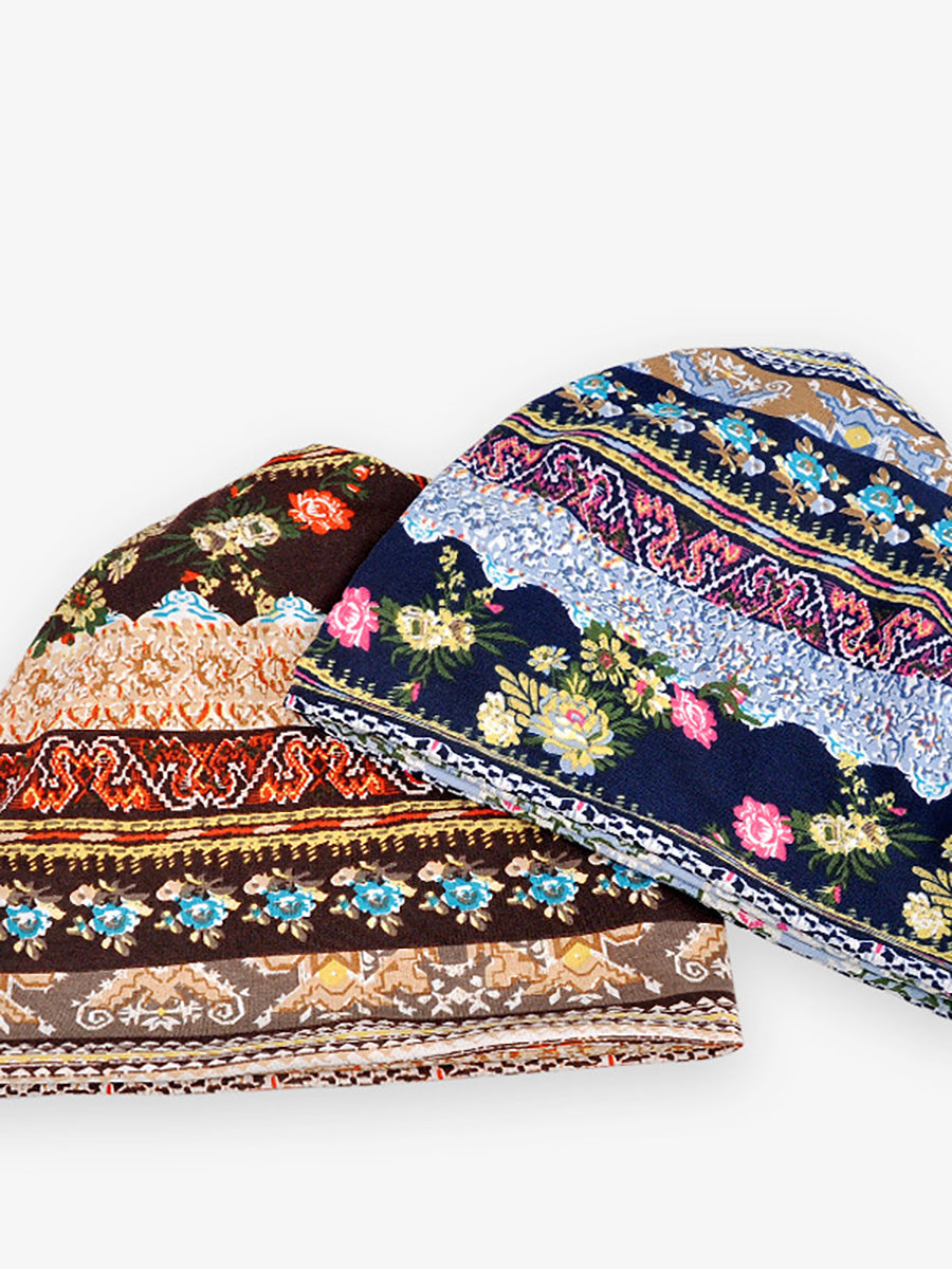 Damska czapka beanie z kwiatowym wzorem – modny komin na wiosnę, lato i jesień