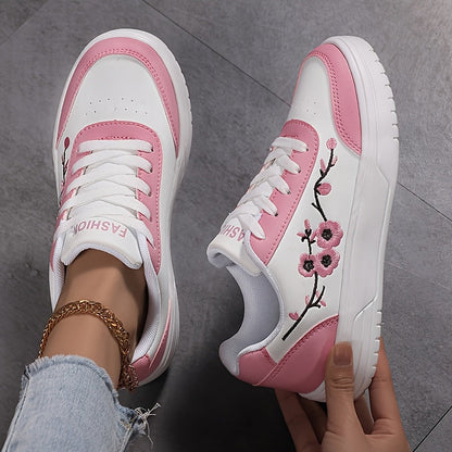 Damen Sneaker mit Blütenstickerei und modernem Streetstyle-Look – Freizeitschuhe für Alltag und Stadt