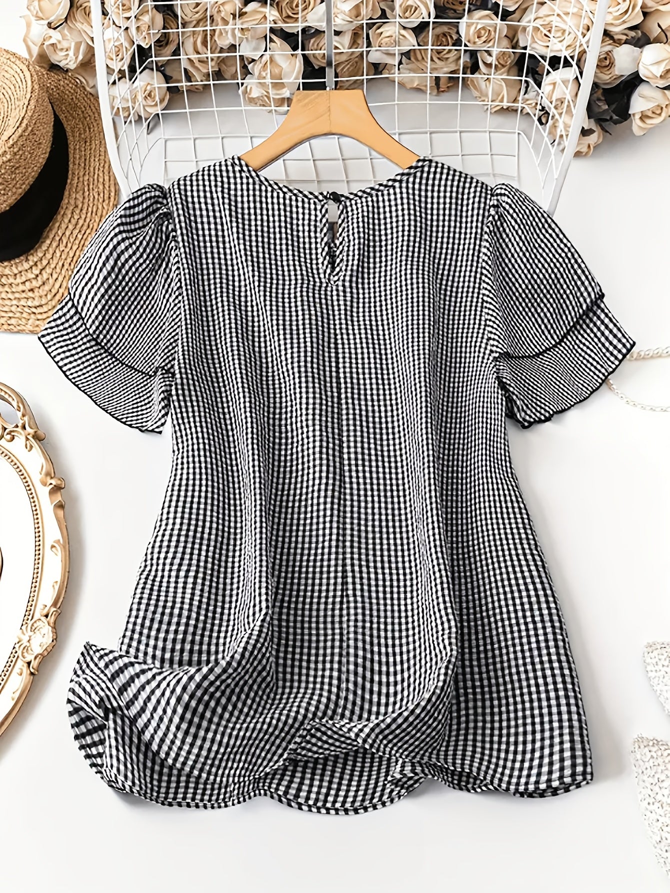 Damen Casual Karo Bluse mit Shorts – Lockerer Sommerstil für Garten und Freizeit