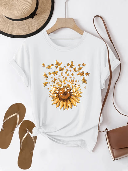 Dame T-shirt med solsikke og sommerfugle – Løs fritidstrøje med sommermotiv