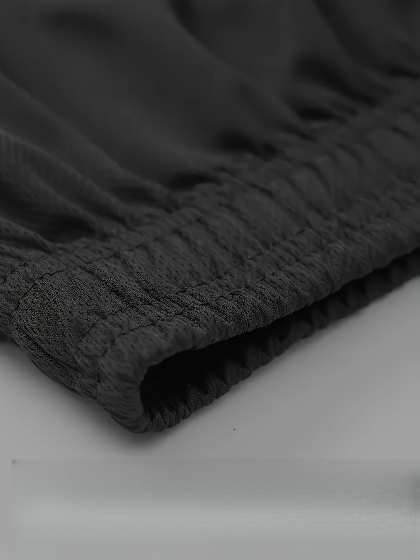 Herre fritidssett med trykk – T-skjorte og shorts, avslappet stil for hverdag og ferie