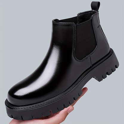 Chelsea-støvler i sort til herrer med profilsål, blanke ankelstøvler og slip-on-støvler