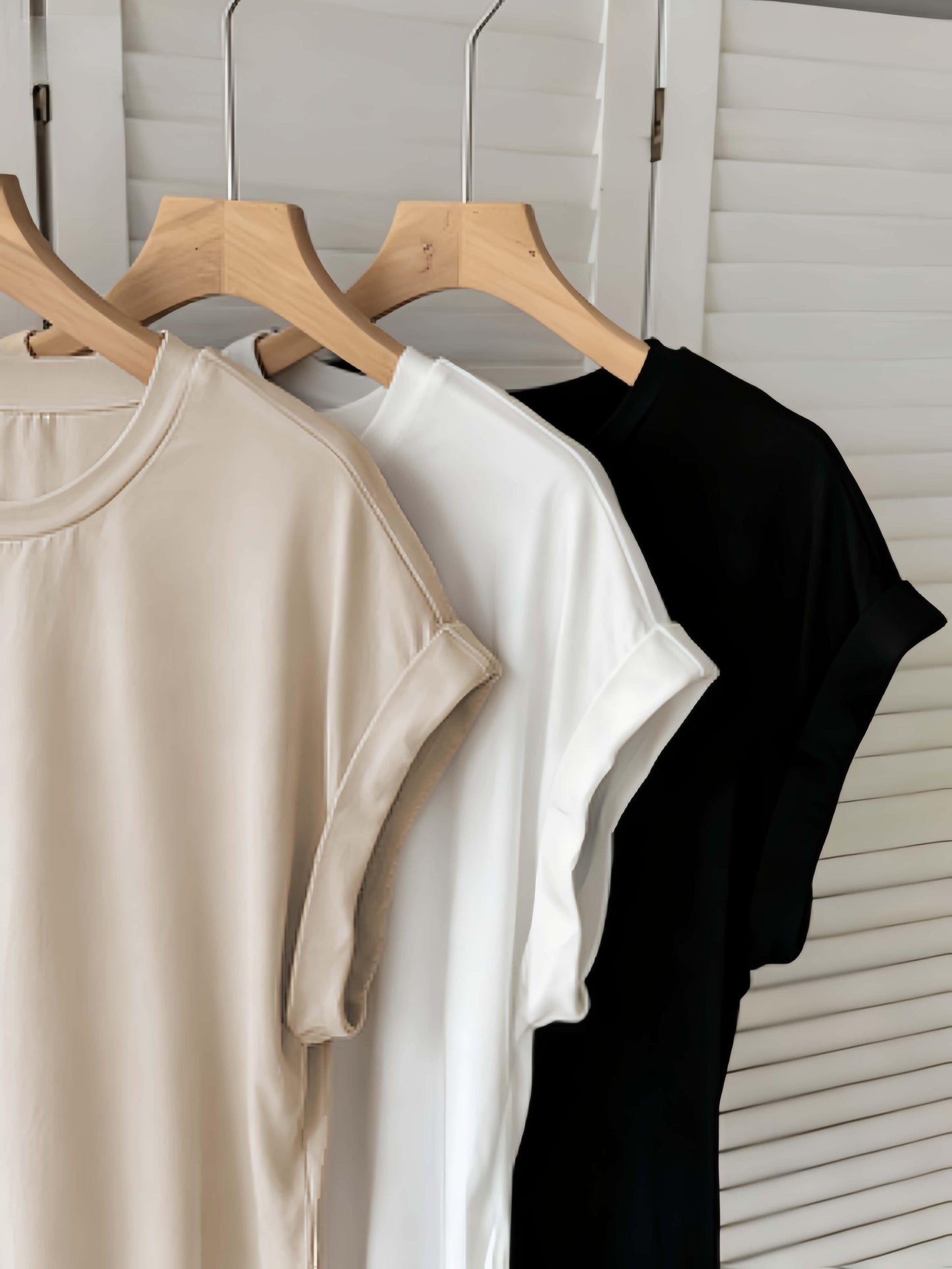 Camiseta básica para mujer con mangas dobladas – Estilo casual para el día a día y el tiempo libre