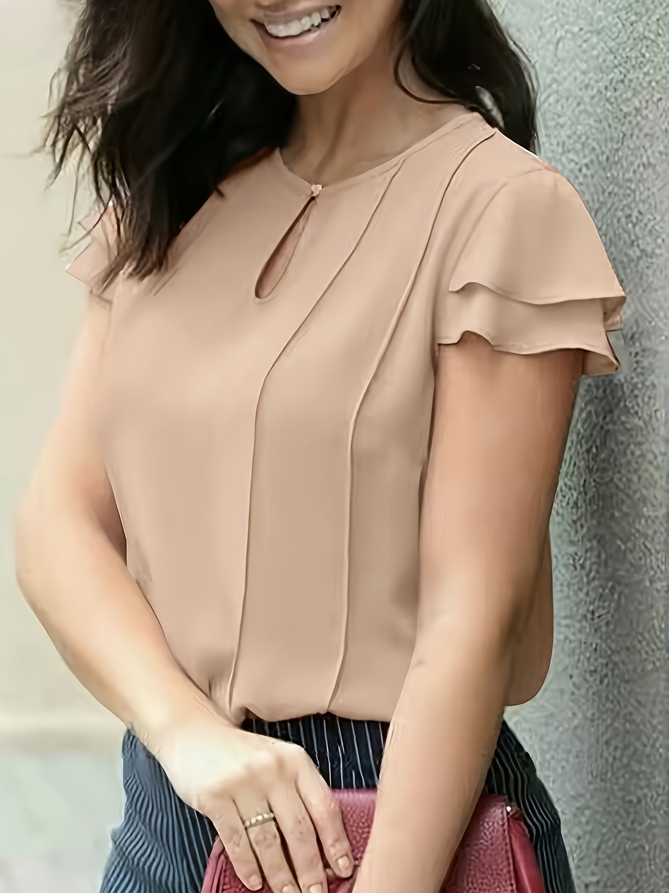 Dames elegante blouse met ruches voor kantoor en vrije tijd – korte mouwen, modern, ideaal om uit te gaan