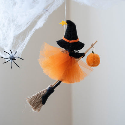 Wiszące figurki czarownic do dekoracji na Halloween – europejski styl do pokoju dziecięcego i na imprezę