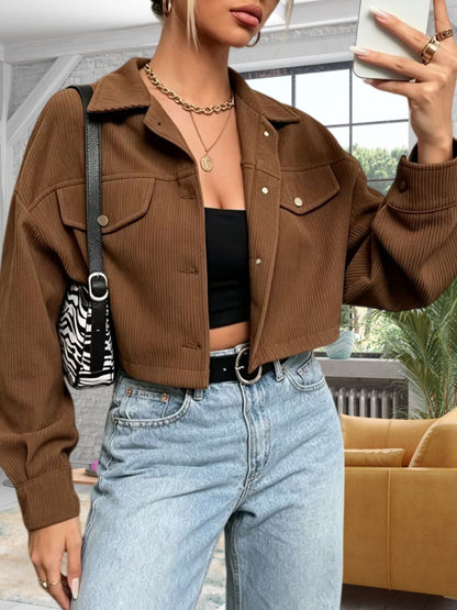 Damen Kurzjacke Rippstrick Cropped Jacke mit Knopfleiste & Brusttaschen