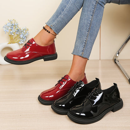 Damen Glanz-Schnürschuhe mit dicker Sohle Rot