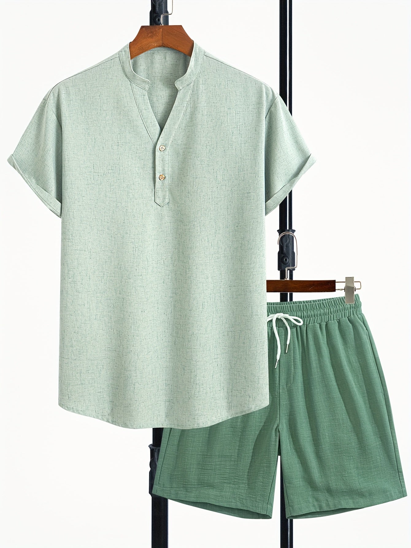 Herren Freizeit Zweiteiler Set Modern – Kurzarm Henley Shirt & Shorts für Sommer und Urlaub