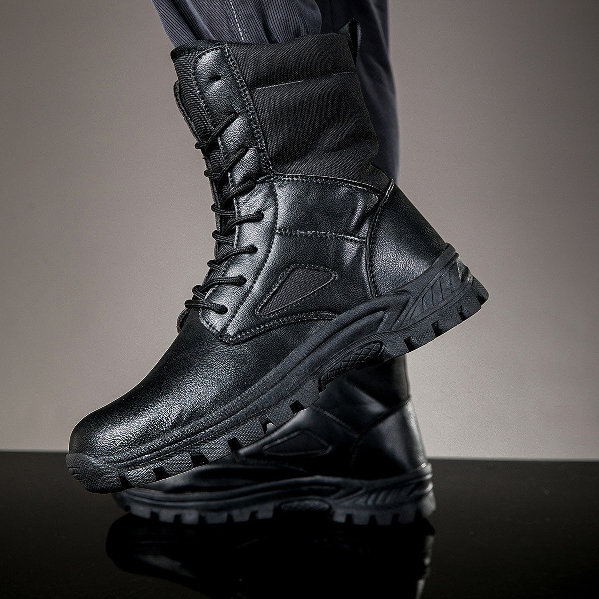 Botines robustos de cordones para hombre, altos, con suela perfilada, en negro