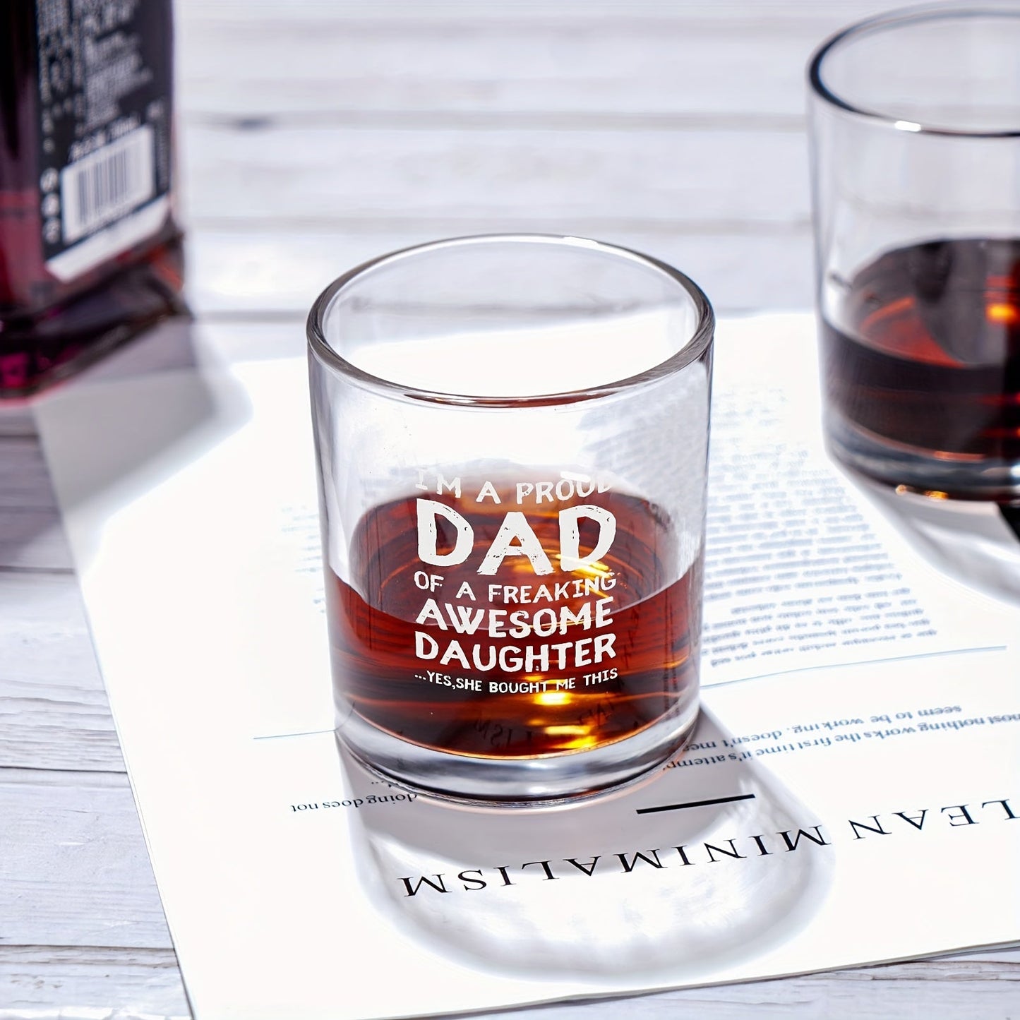 Herren Whiskyglas mit Spruch – Geschenk für stolze Väter von Töchtern, lustiges Barzubehör