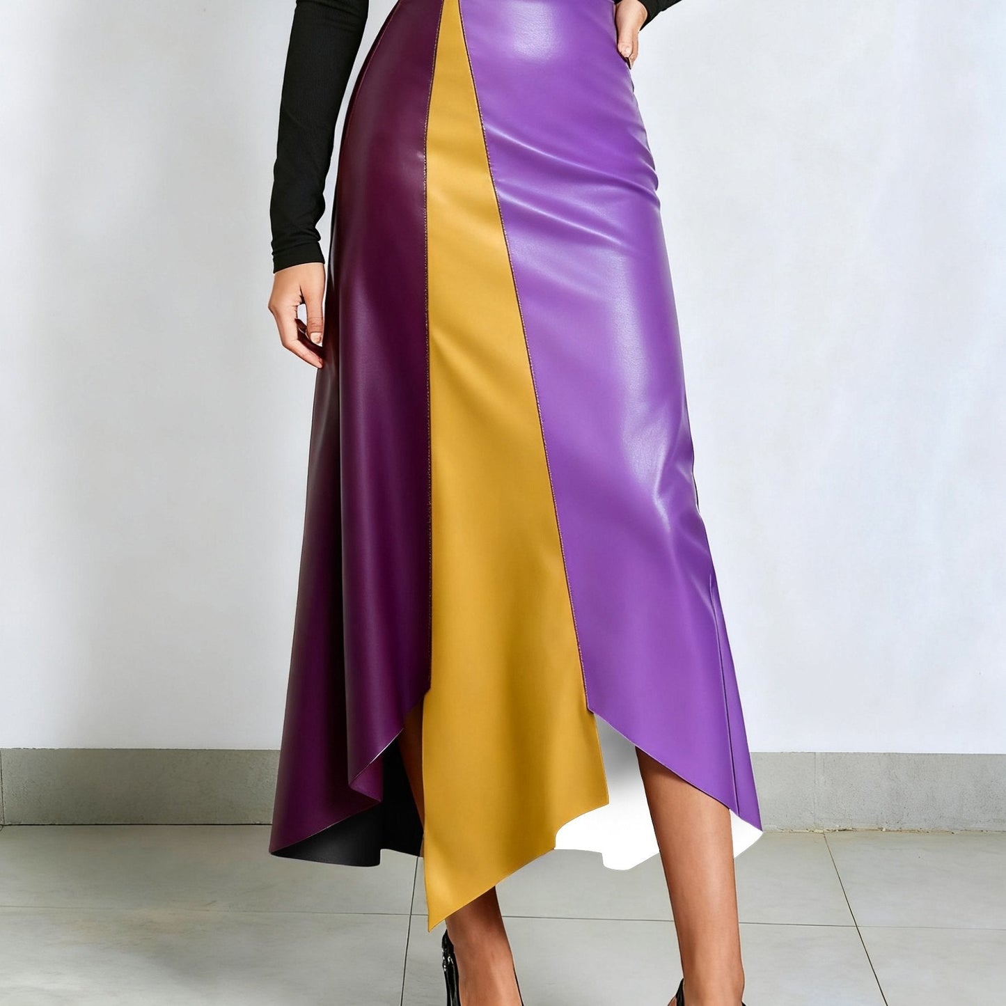Gonna da donna color block con orlo asimmetrico in materiale similpelle
