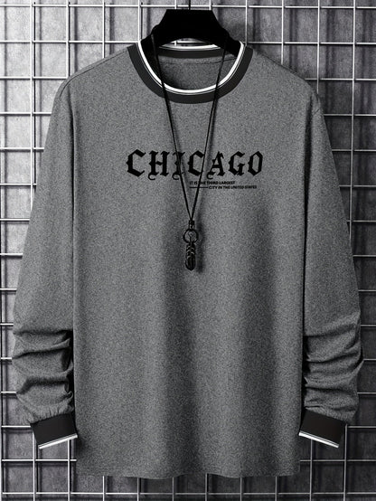 Herren Langarmshirt mit Chicago-Schriftzug und Rippbündchen, Rundhalsausschnitt