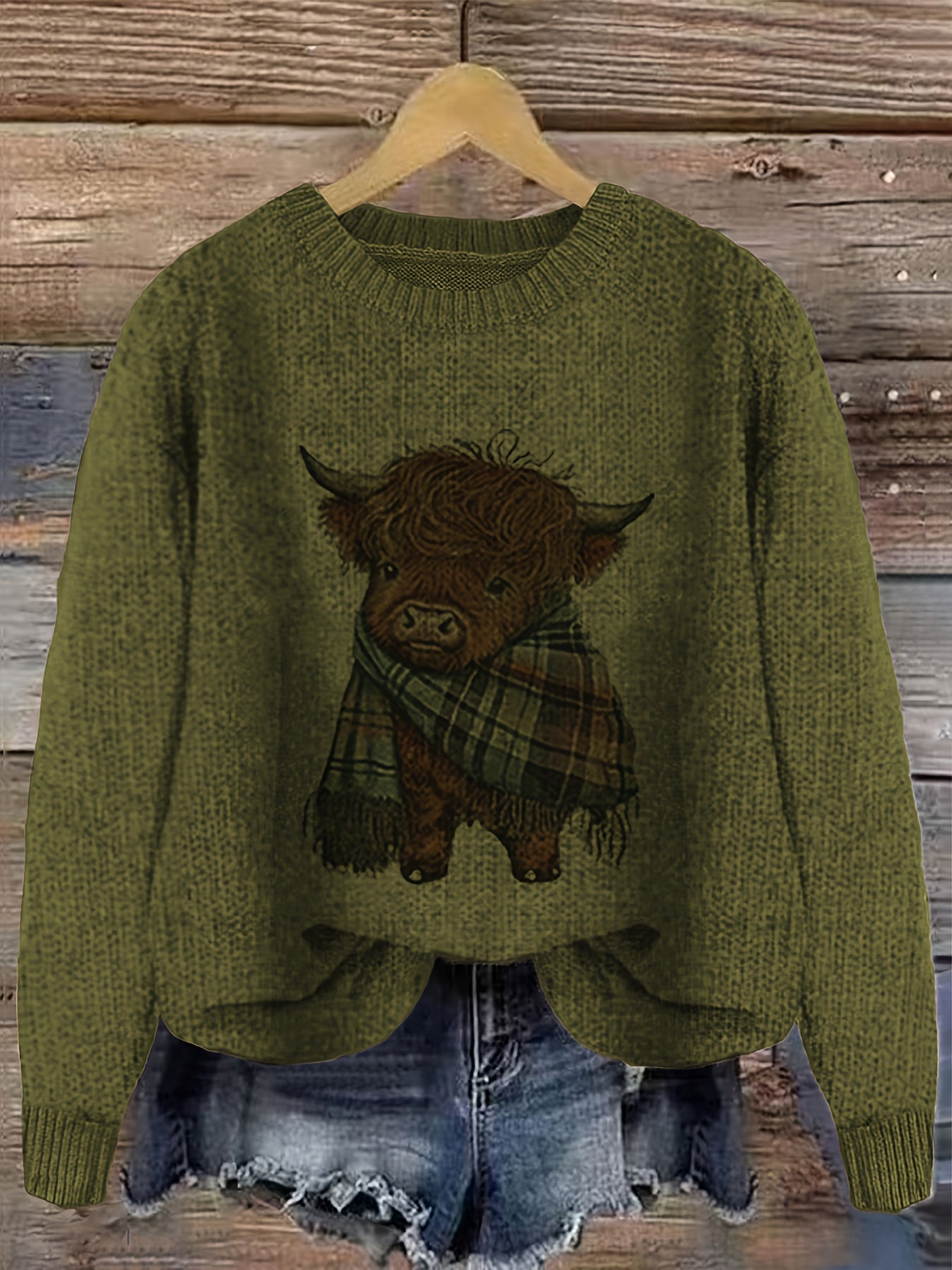 Women's Crew Neck Highland Cow Graphic Pullover Sweater