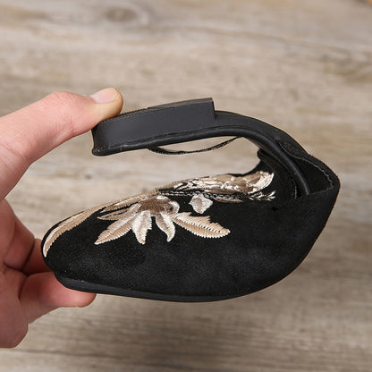 Dames instapschoenen met borduurwerk – modieuze pantoffels voor dagelijks gebruik en speciale gelegenheden