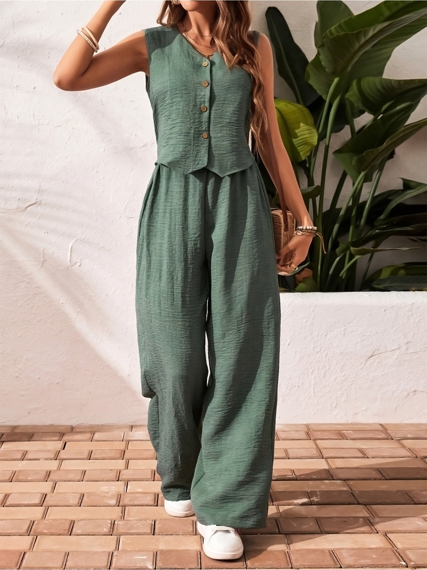 Dame Jumpsuit ærmeløs med V-udskæring og knaplukning – Moderne sommerdragt til hverdag og fritid