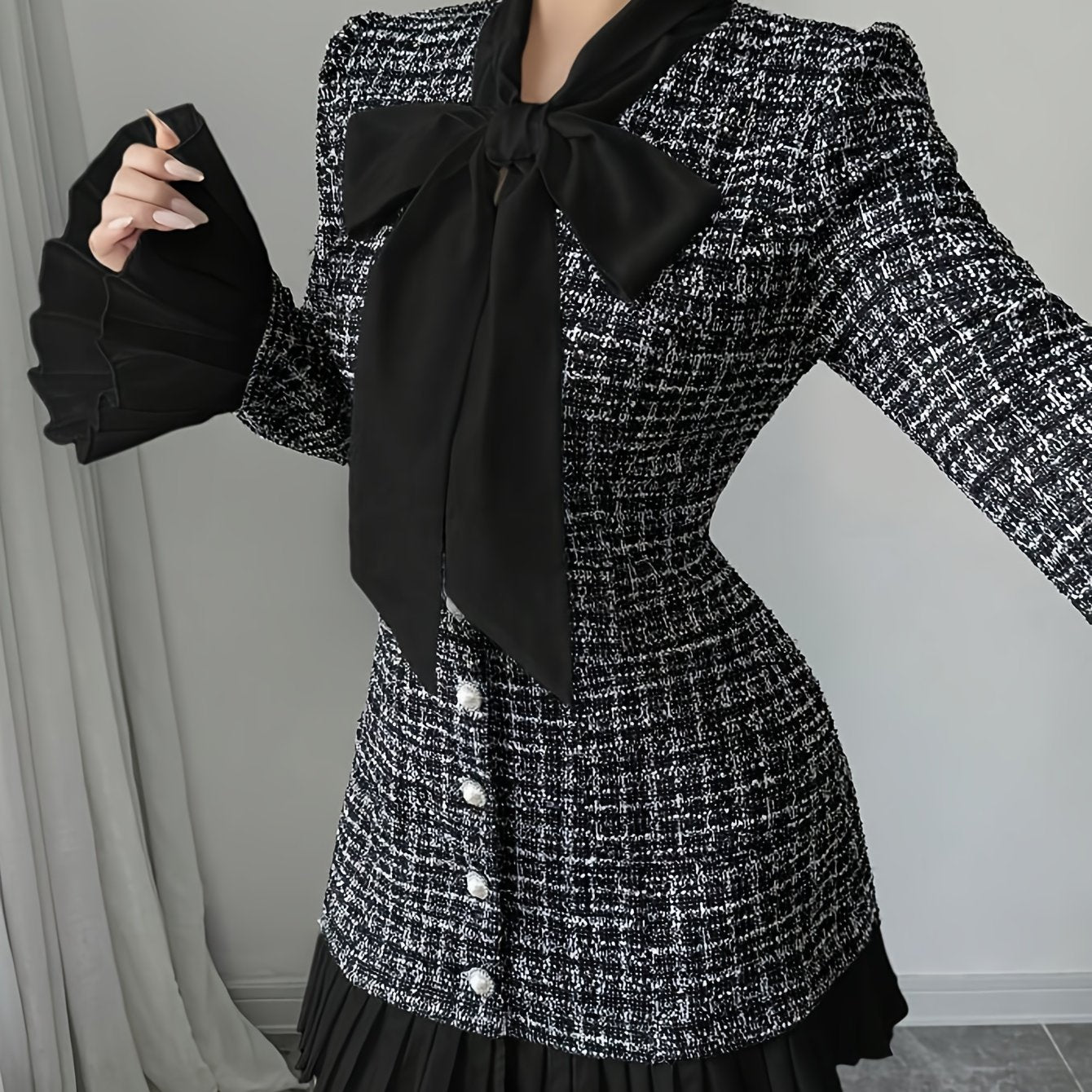 Tweed Minikleid mit Schleife und Rüschen Ärmeln Schwarz-Weiß
