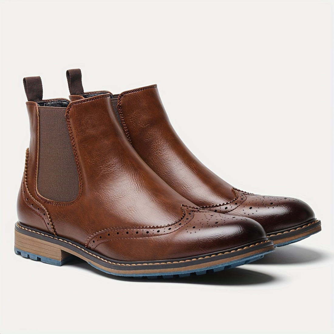 Herren Chelsea Boot mit Brogue-Muster, Elastikeinsatz & Profilsohle