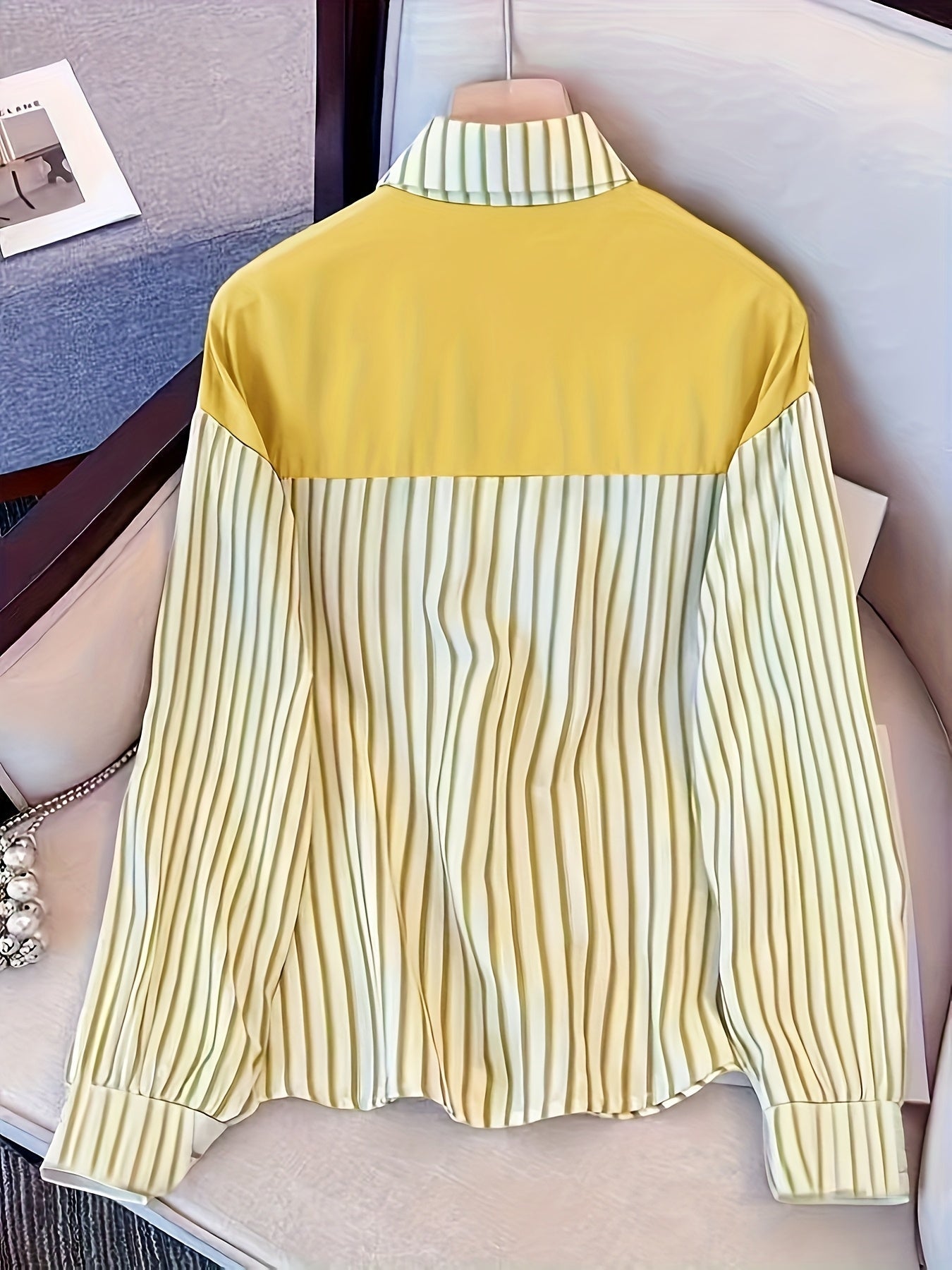 Camisa de rayas para mujer con cuello anudado en rosa