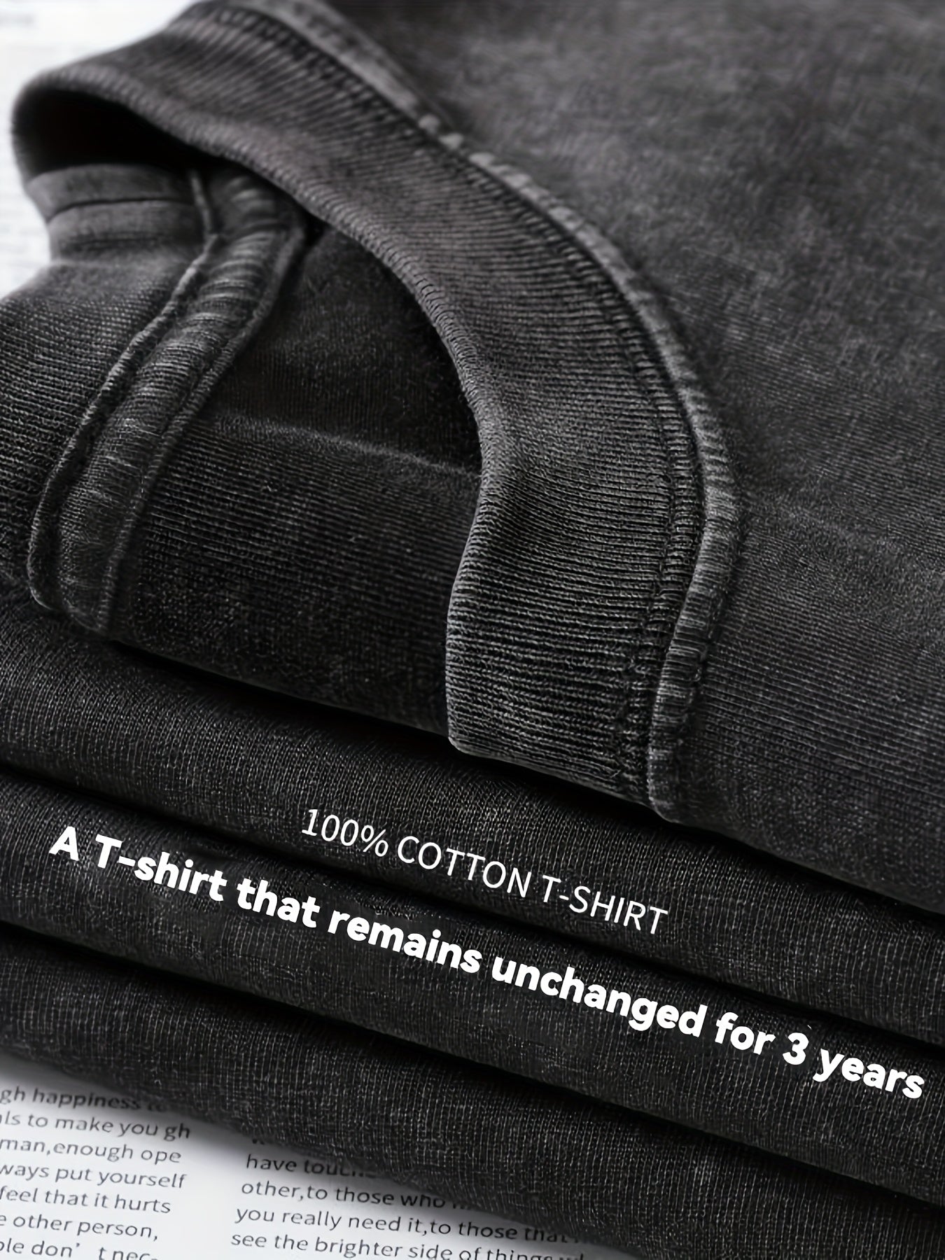 Unisex-langærmet T-shirt i sort med rygtryk af sværd og vinger i vintage-look