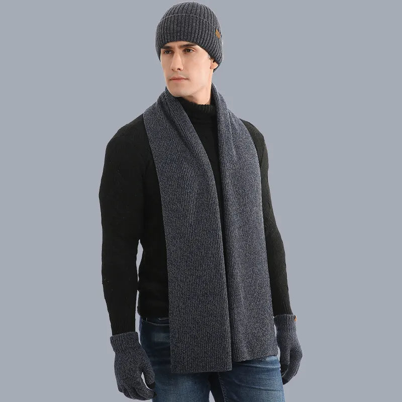 Stoere winterset met muts, sjaal en handschoenen