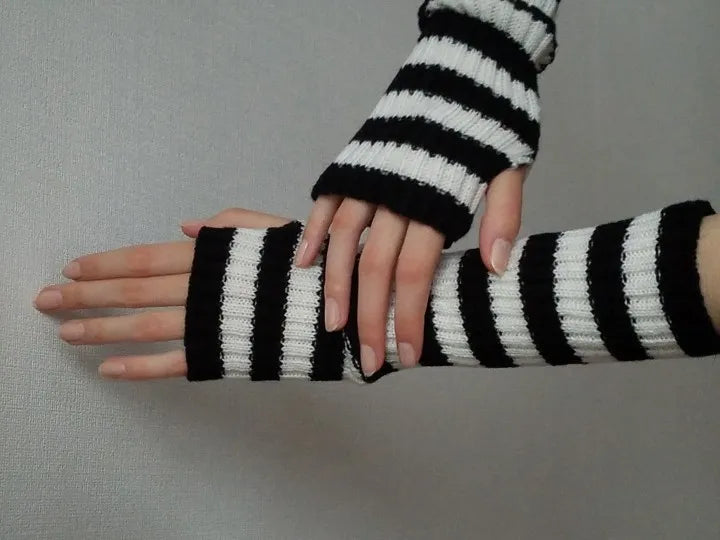 Lange vingerloze gebreide handschoenen (30 cm)