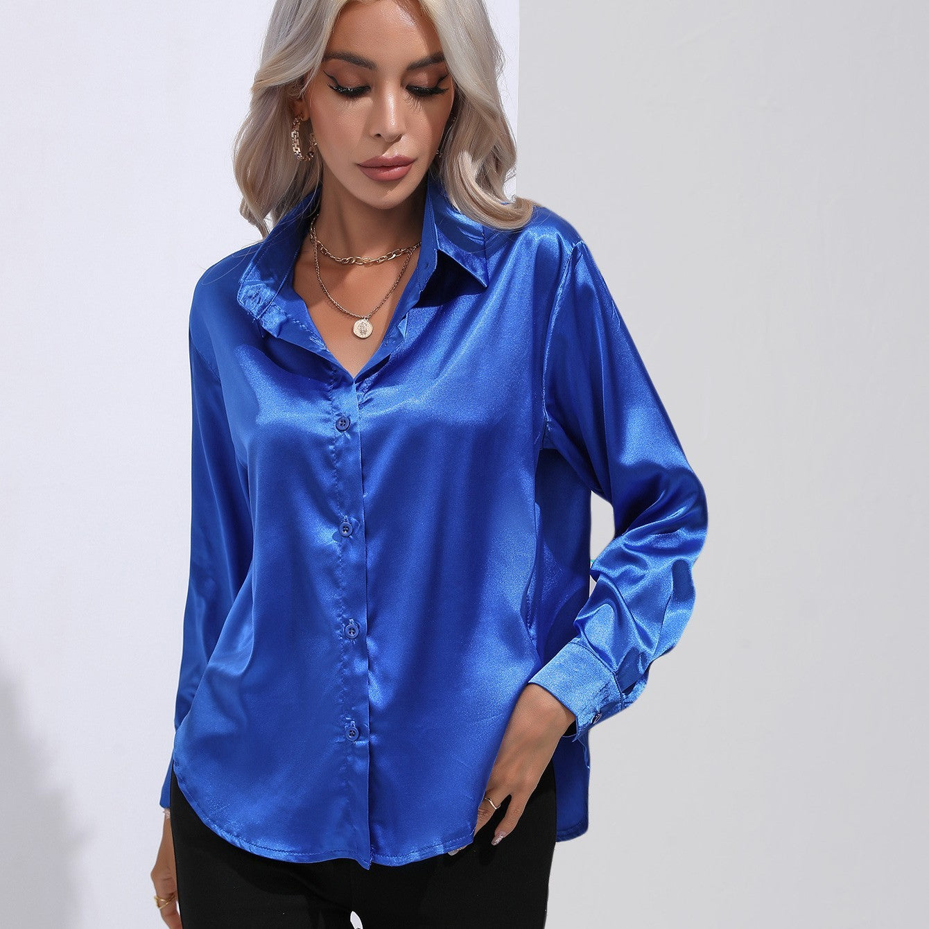 Damen Satinbluse im Cardigan-Stil – Elegante Bluse für Büro, Alltag & Feste