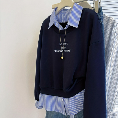 Damen Sweatshirt mit Hemdkragen-Optik & Schriftzug, Zweiteilig Marineblau Gestreift