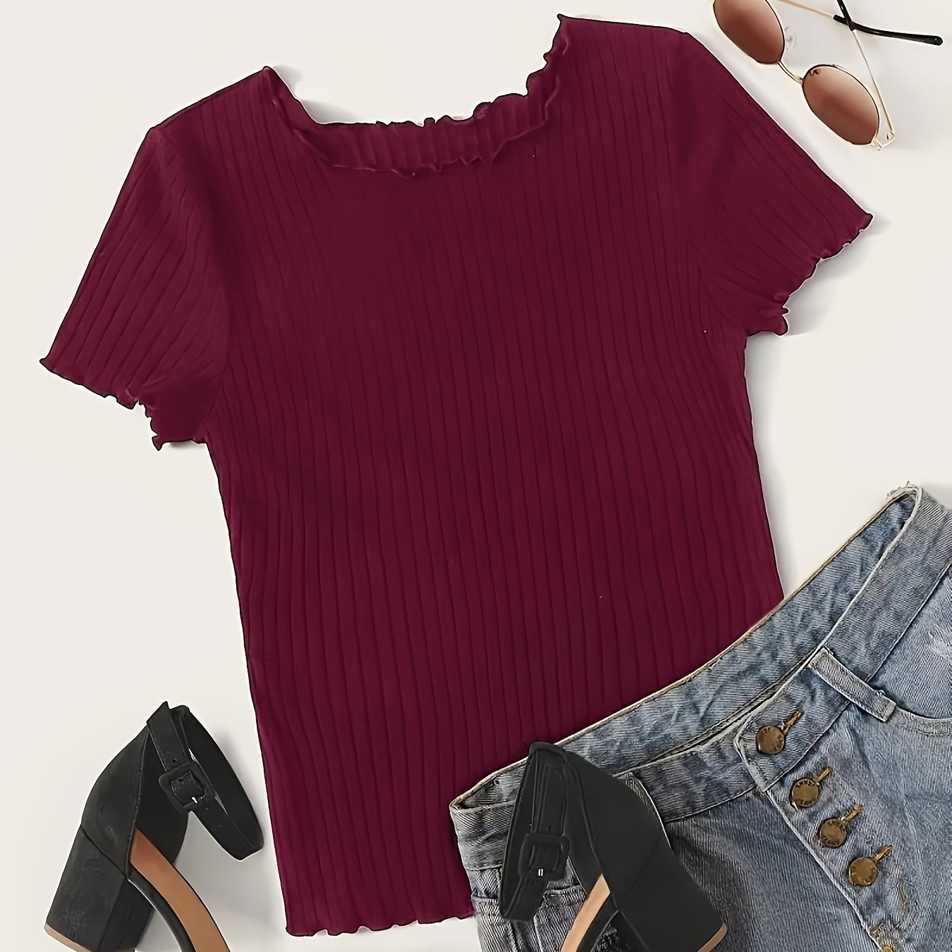 Damen Basic Kurzarm Shirt mit Rippstruktur und Wellensaum – Stilvolles Alltagsoberteil