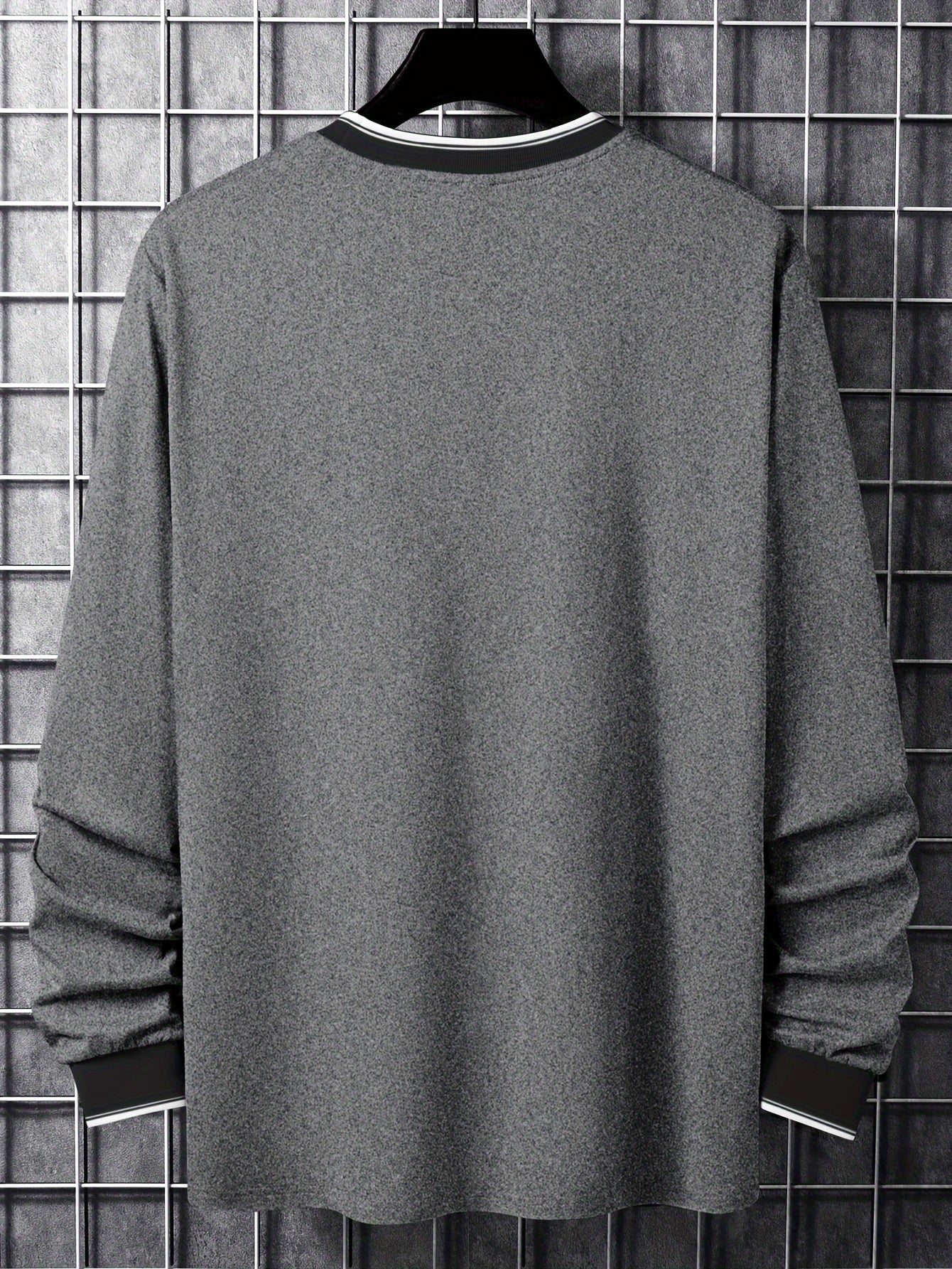 Herren Langarmshirt mit Chicago-Schriftzug und Rippbündchen, Rundhalsausschnitt