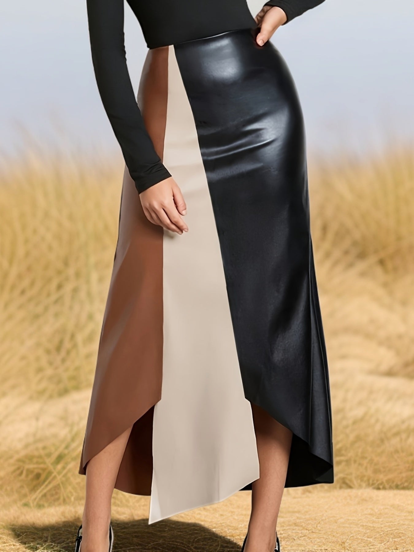 Gonna da donna color block con orlo asimmetrico in materiale similpelle