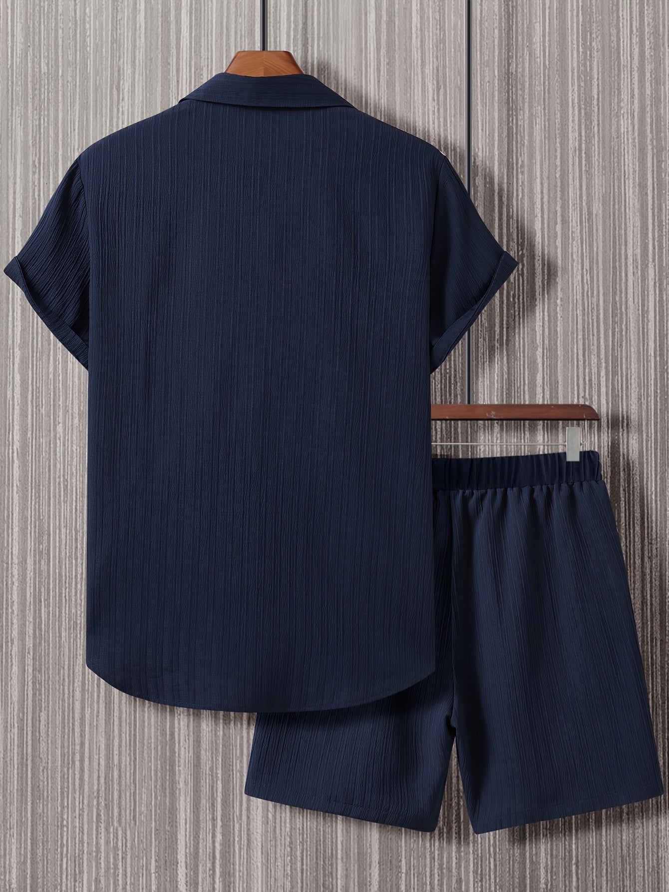 Herren Freizeit Zweiteiler Set – Kurzarm Hemd und Shorts, Sommer Streetwear, Stilvolle Knopfleiste, Ideal für Alltag & Urlaub