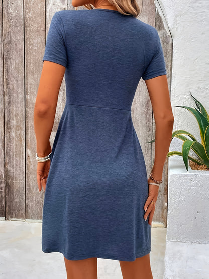 Robe d'été femme avec détail twist et décolleté en V – Style décontracté élégant