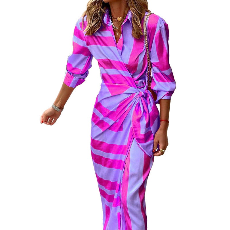 Jacqueline – Robe rayée avec laçage et design élégant