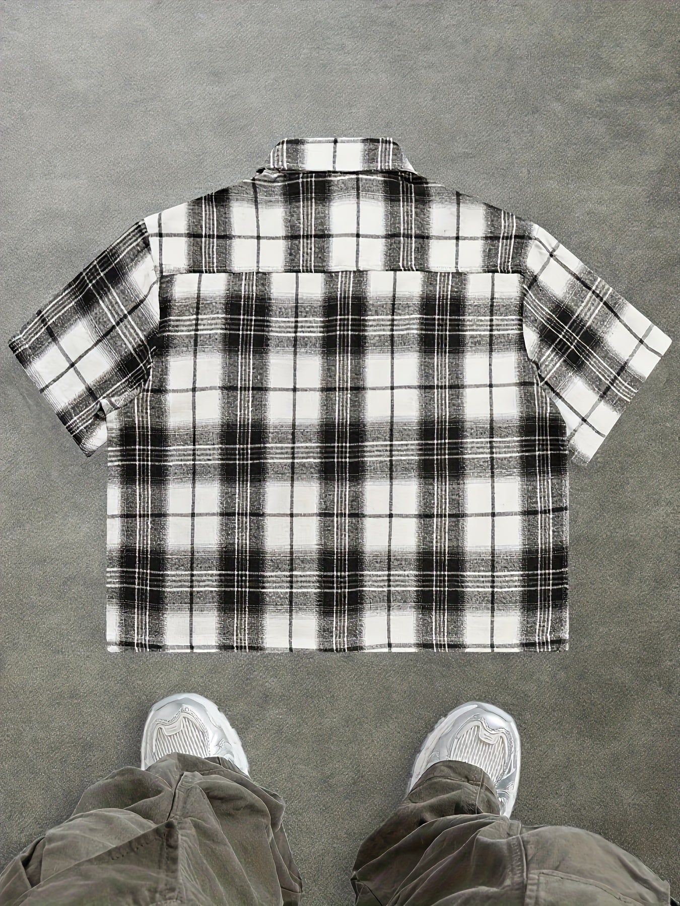 Camisa de cuadros oversize de manga corta para hombre con estilo streetwear – moda casual para el día a día y salidas