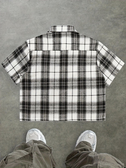 Camisa de cuadros oversize de manga corta para hombre con estilo streetwear – moda casual para el día a día y salidas