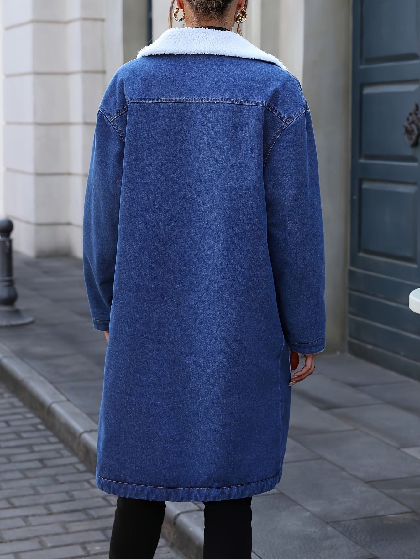 Dame-denimjakke med imiteret fåreskindsfor – lange ærmer, blå