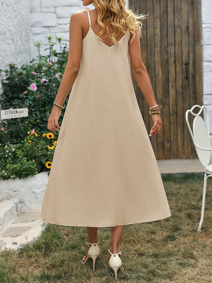 Damen Elegantes Maxikleid mit Blumenapplikation und V-Ausschnitt – Perfekt für Sommerfeste & Gartenpartys