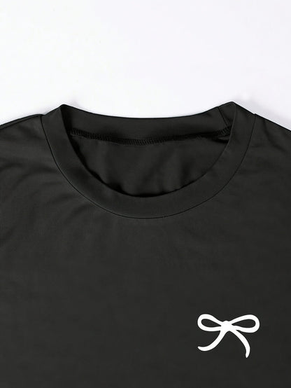 Dame basic T-skjorte med broderi og rynkinger – hverdag og fritid, kortermet, moderne