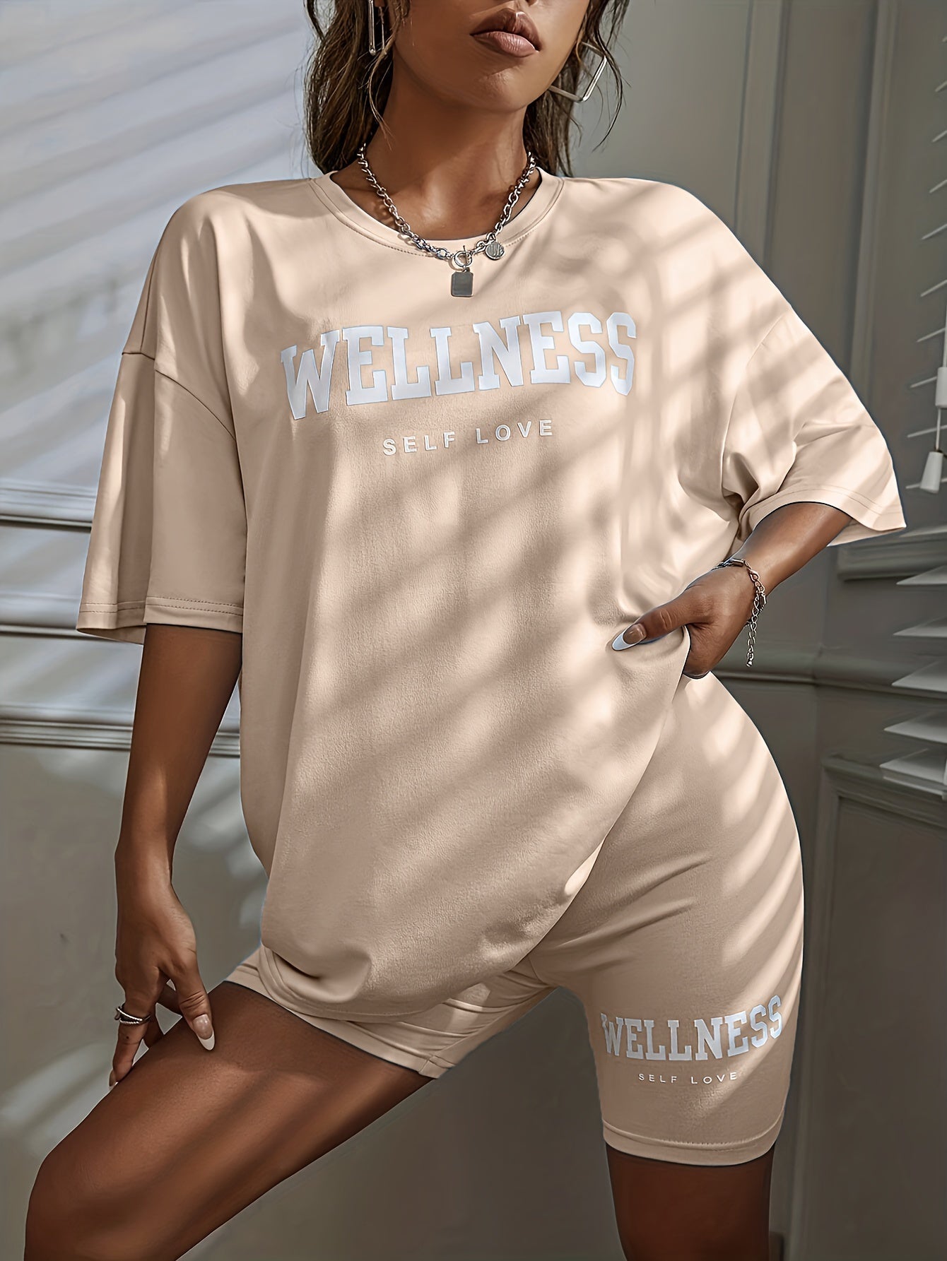 Damen Wellness Lounge Set Oversize T-Shirt & Radlerhose – Freizeit & Self Love Outfit