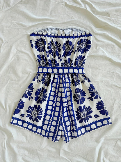 Dame bandeau-jumpsuit med blomsterprint – sommerlig heldrakt for ferie og fritid