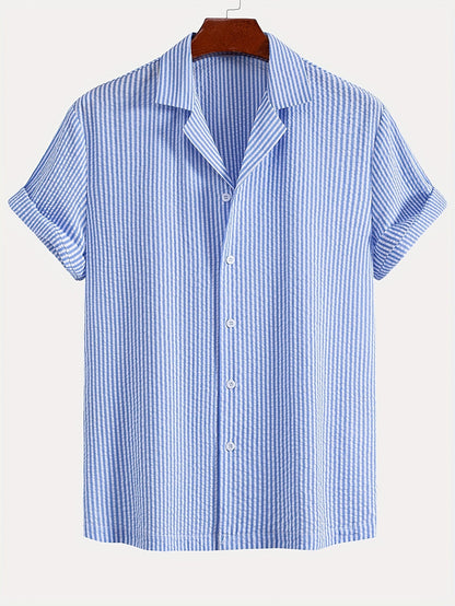 Conjunto para hombre de dos piezas – Atuendo de verano a rayas con camisa de manga corta y pantalones cortos – Estilo vacacional casual y elegante